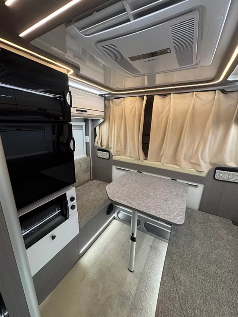 Modern Style 4-Person Pickup C - Outdoor Camping Trailer recension och pris
